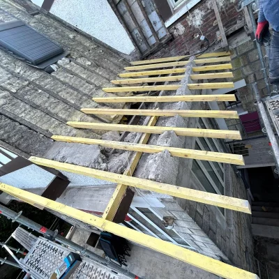 Pose chevrons toiture 92